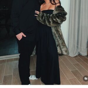 Fur coat (no size but I’m a small for reference and this is how it fits me)